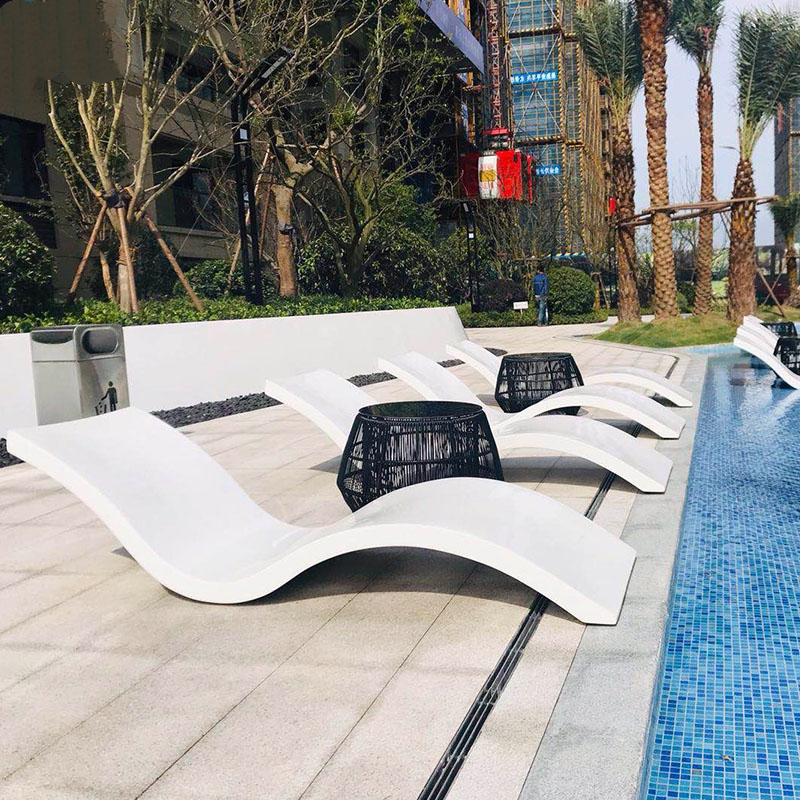 Outdoor lying bed courtyard sunscreen fiberglass leisure club beach single hotel villa open-air swimming pool lounge chair