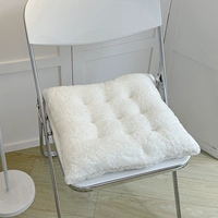 Плюшевая подушка белая