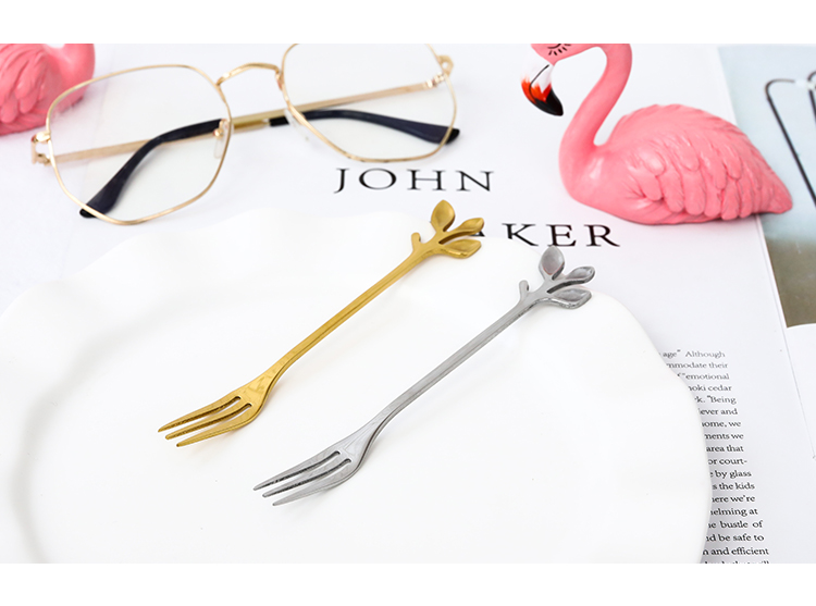 Cô gái trái tim Nhật Bản Cherry Blossom Coffee Spoon Thép không gỉ Spoon Creative Cup Spoon Dễ thương tráng miệng Trà sữa khuấy thìa - Cà phê phin cà phê