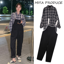 Pregnant women autumn fashion set Net red 2021 New Plaid long sleeve shirt loose strap pants two-piece set