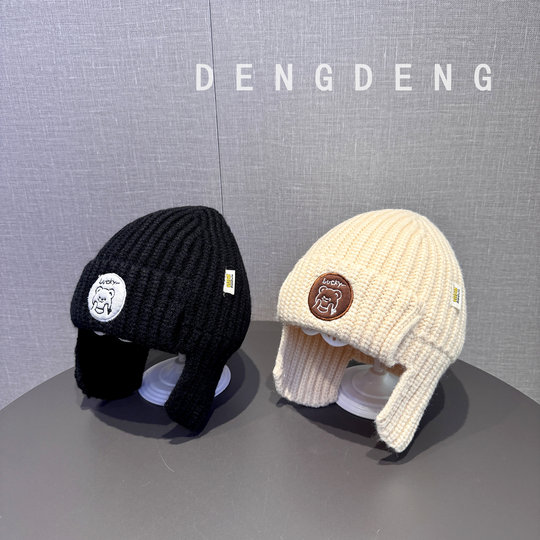 Children's hats in autumn and winter thickened warm knitted ear protection hats for boys and girls cute fashionable windproof woolen hats trendy