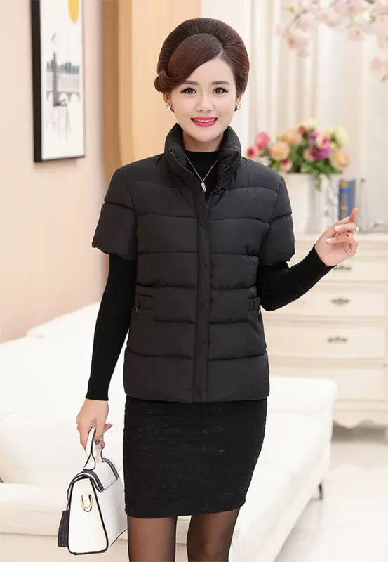 Mẫu áo mùa đông cho phụ nữ trung niên và phụ nữ lớn tuổi Áo ngắn tay XL cho mẹ tải xuống áo vest cotton vai dày bằng cotton ấm áp đồ nữ