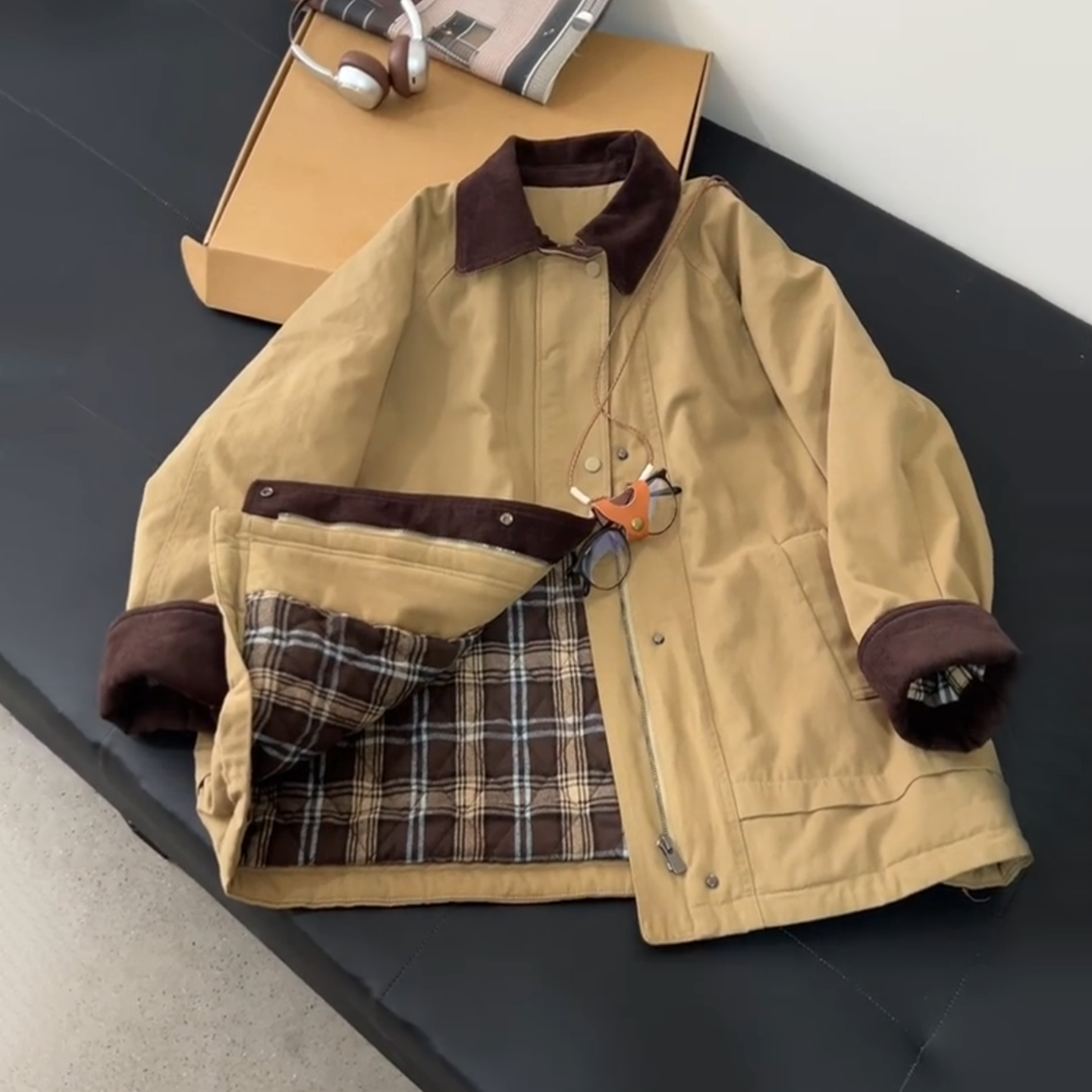 Чувство дизайна, хлопчатобумажная одежда для женщин, зима 2025, новый стиль, осень и зима, уникальный и очень красивый, популярный в этом году маленький корейский стиль