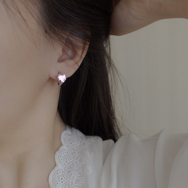 Pink sparkling heart zircon ear clip women's earless mosquito coil painless temperament light luxury earrings high-end niche