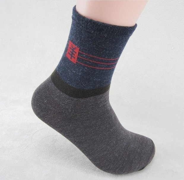 Vớ nam trong ống 10 đôi mùa thu và mùa đông dày vớ cotton ấm khử mùi vớ len cotton vớ cashmere bán buôn tất nam cổ ngắn