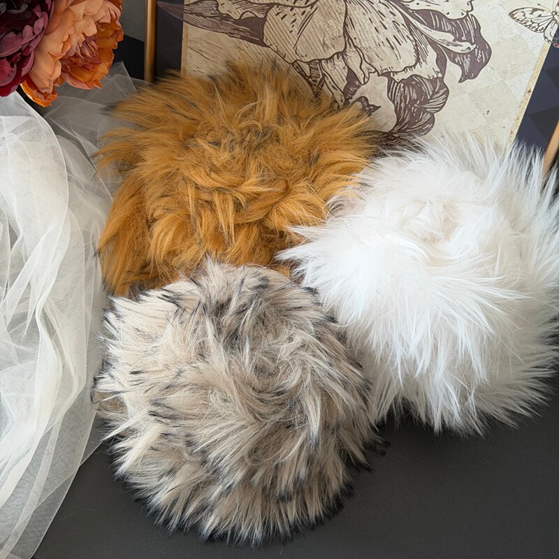 Wool Fur Yarn Long Hair Imitation Fox Fur Plush Yarn for Handmade DIY Crochet Knitting Scarves Bags Sweaters Hats Wool Fur Yarn Long Hair Imitation Fox Fur Plush Yarn for Handmade DIY Crochet Knitting Scarves Bags Sweaters Hats