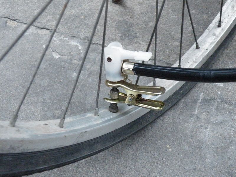 Pompe à vélo - Ref 2390210 Image 4