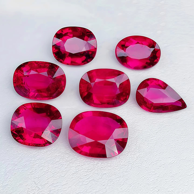 5 Natural Brazilian Pigeon Blood Red Tourmaline Oval Teardrop Faceted Gemstones Inlaid in 18K Gold Ring Pendant