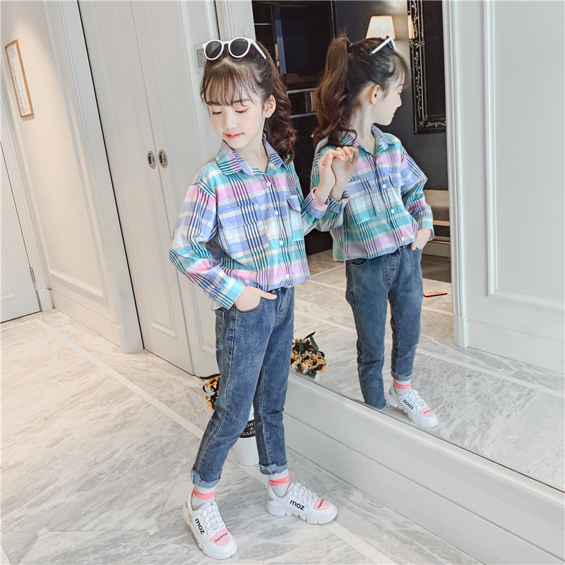 Mùa xuân áo 2020 mới của Hàn Quốc phiên bản Girls của Big Kids mùa xuân Quần áo Trong dài trẻ em Tops Chao trẻ em.