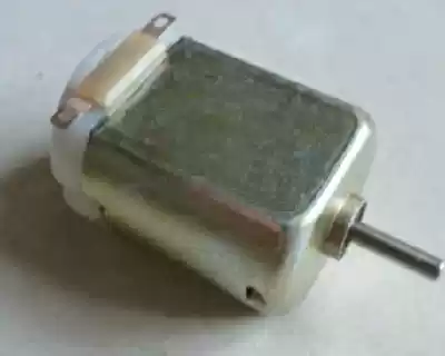 3-7V 130 single shaft small motor 130 motor quality is very good 2MMl shaft diameter