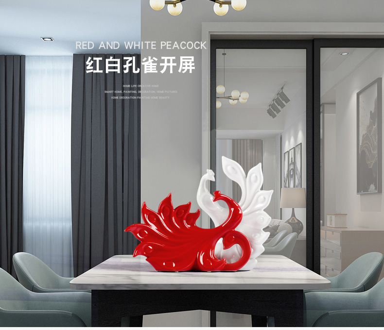 Creative household act the role ofing is tasted furnishing articles wedding gift wine sitting room the bedroom the peacock ceramic handicraft ornament