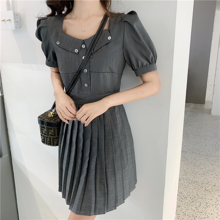 VK旗艦店 韓國風百褶高腰泡泡袖復古短袖洋裝