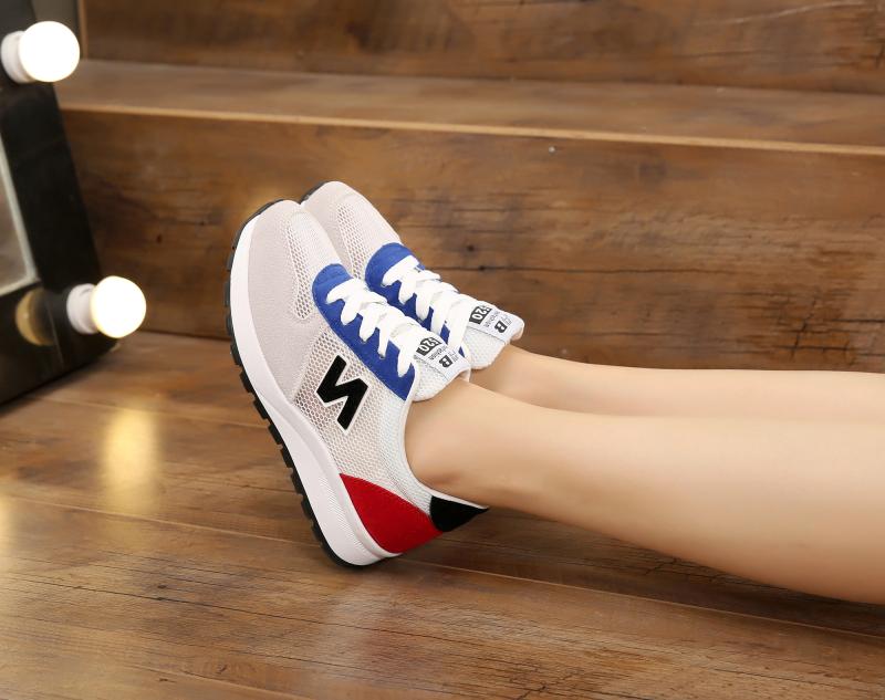 Low-top sneakers phụ nữ Hàn Quốc của net giày 2018 mùa hè giày của phụ nữ trẻ em lớn junior học sinh trung học dày đế giày phẳng