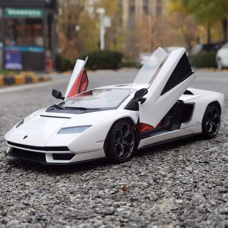 Реалистичная модель автомобиля Lamborghini для друга, масштаб 1:18