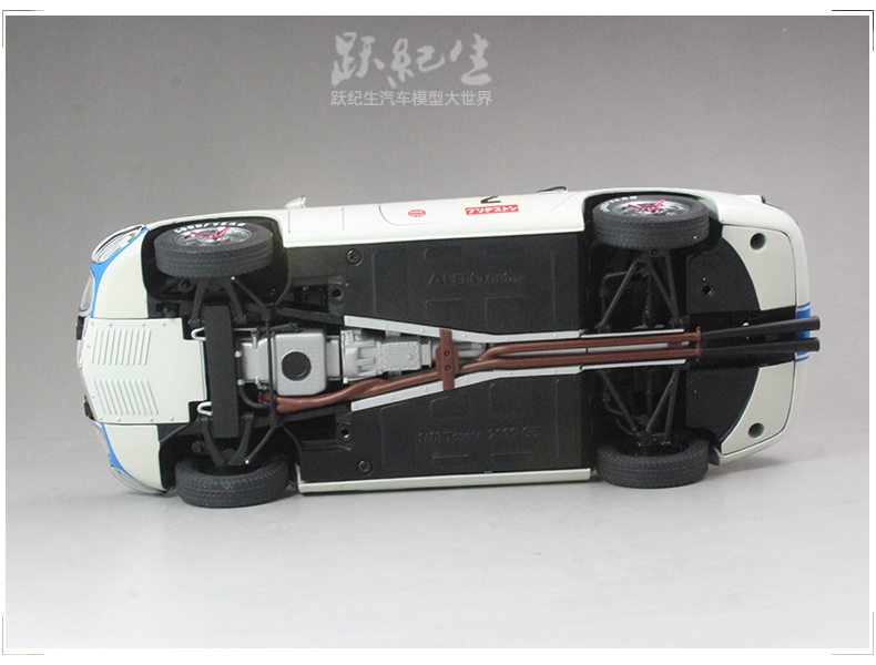 Mô hình xe hợp kim al 1/18 Toyota 2000 GT 1967 # 2 đồ chơi cho bé trai