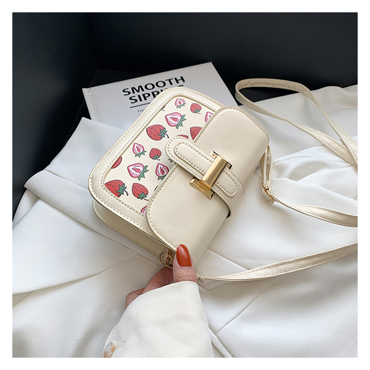 Women's Small Pu Leather Fruit Strawberry Cute Streetwear Square Magnetic Buckle Shoulder Bag display picture 76