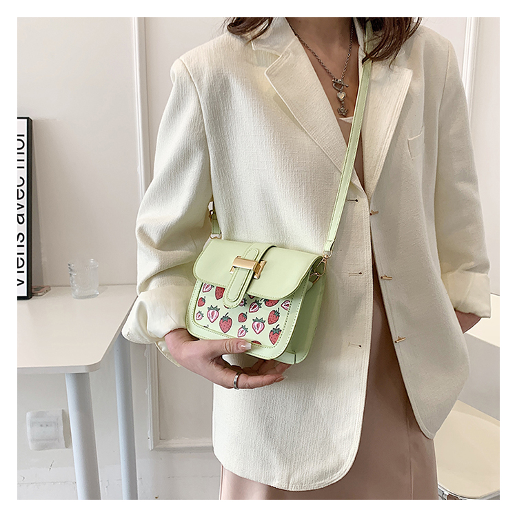 Women's Small Pu Leather Fruit Strawberry Cute Streetwear Square Magnetic Buckle Shoulder Bag display picture 23