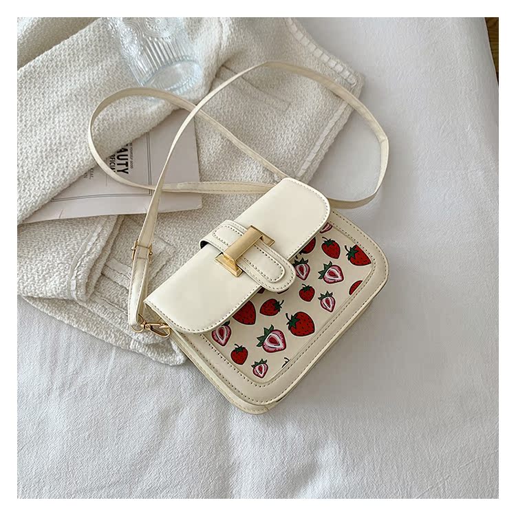 Women's Small Pu Leather Fruit Strawberry Cute Streetwear Square Magnetic Buckle Shoulder Bag display picture 79