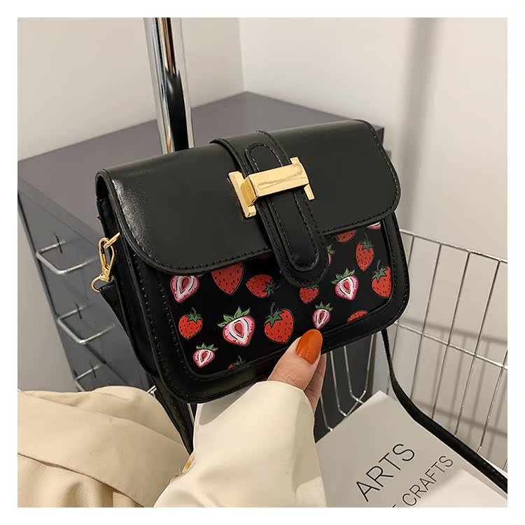 Women's Small Pu Leather Fruit Strawberry Cute Streetwear Square Magnetic Buckle Shoulder Bag display picture 49