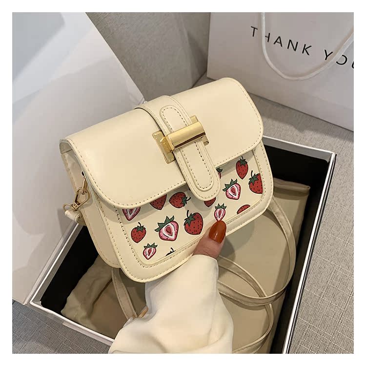 Women's Small Pu Leather Fruit Strawberry Cute Streetwear Square Magnetic Buckle Shoulder Bag display picture 85
