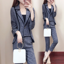 Western style small suit suit female 2021 early autumn new Korean style fashion temperament socialite casual suit two-piece suit