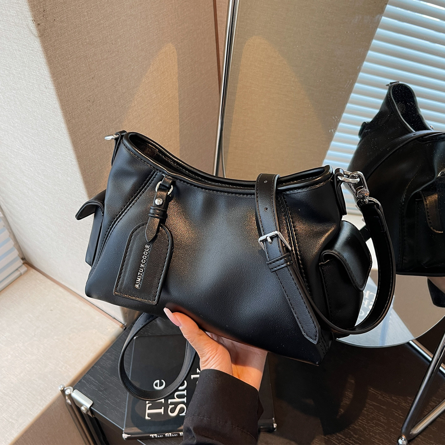 Сумки Amy Rabbit, новинка 2025 года, модная пригородная сумка на плечо в западном стиле, повседневная простая универсальная сумка-мессенджер