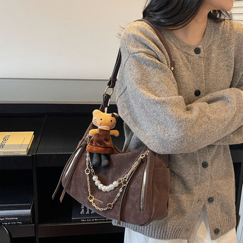 Amy rabbit women's bag 2025 new commuting fashion large capacity trendy versatile solid color retro shoulder crossbody bag