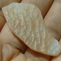 (Jade material is rare) (Good condition) Gobi material from Qinghai no-man’s land (golden skin) - natural pendant