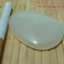 (野牛沟老料)(玉料温润)青海玉(淡糖白玉)-单弧形面牌子10#