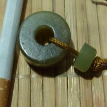 (Antique) (The jade material has natural cracks please be careful when photographing) Qinghai Jade (yellow mouth with candy color)