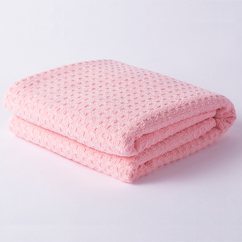 Bath Towel Is Super Soft and Lint-Free, 3D Editing Technology, Black Technology Bath Towel, Bathrobe, Soft and Super Absorbent Bath Towel Is Super Soft and Lint-Free, 3D Editing Technology, Black Technology Bath Towel, Bathrobe, Soft and Super Absorbent