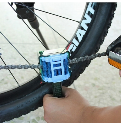 Race collar Mountaineering bike Beidou wash chain Bike Chain Brush Wash Maintenance Car Wash Multifunction Tools