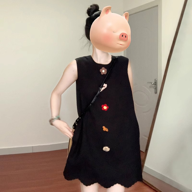 Petite Black Dress for Women, Summer 2026 New French-Style Sleeveless Vest Short Dress, Chic Little Black Dress That Makes You Look Slimmer