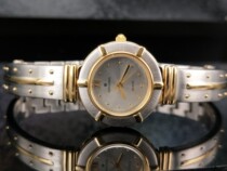 Stock new German veteran Ronghan Swiss made Womens quartz watch bracelet between models gold and sapphire surface