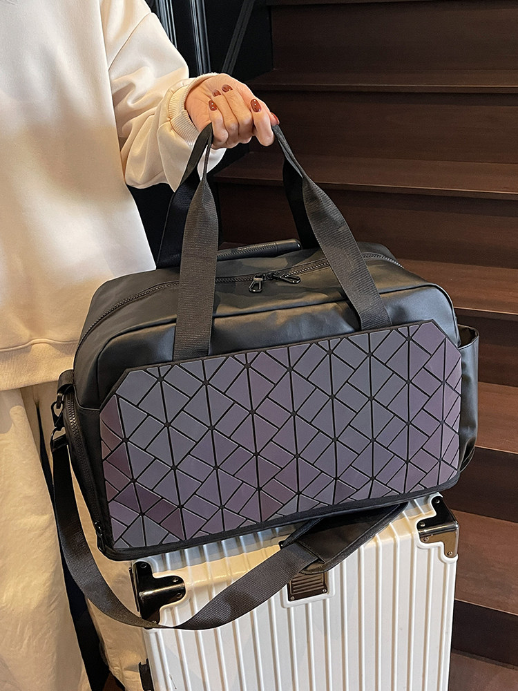 Travel Bag, Lightweight, Large-Capacity Luggage Bag, Travel Handbag, Short-Distance Travel Handbag, Luggage, Sports and Fitness Trend