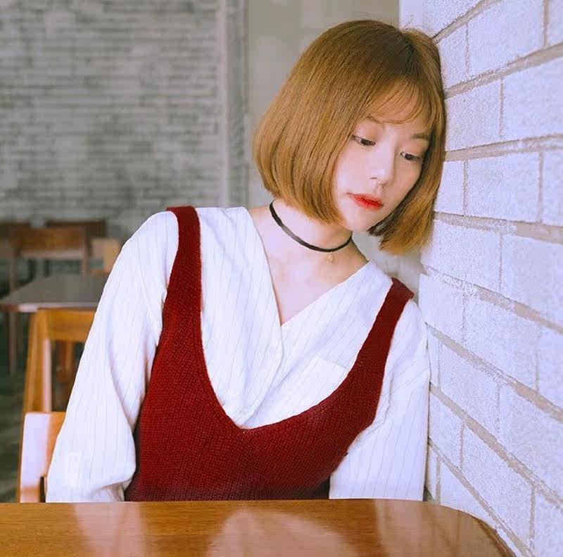 Perruque cheveux raides Court - Ref 2613014 Image 10