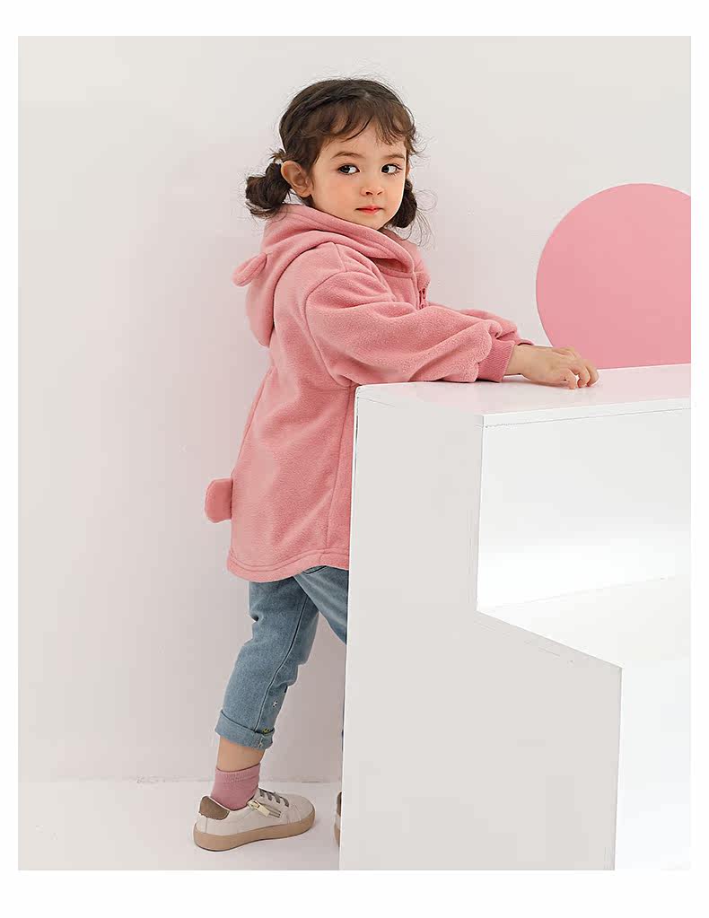 JJ03974 Model FAN_06.JPG