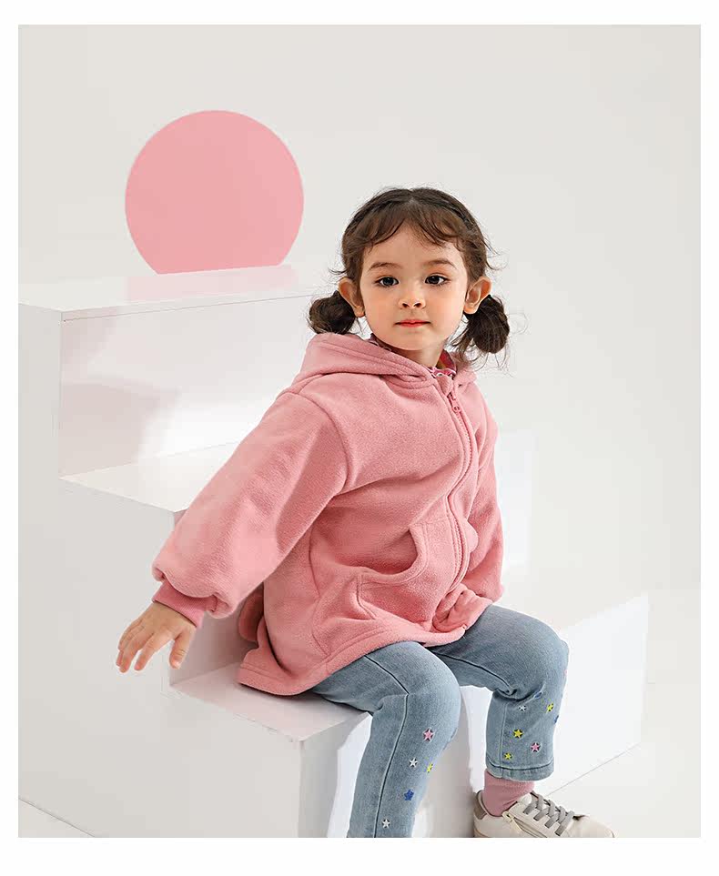 JJ03974 Model FAN_07.JPG