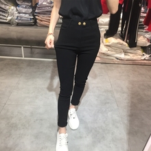 Tight pants for women with 13 years of experience. Over 20 colors of tight fitting and slim fitting spring/summer thin bottomed pants for external wear. Elastic and slimming high waisted leggings