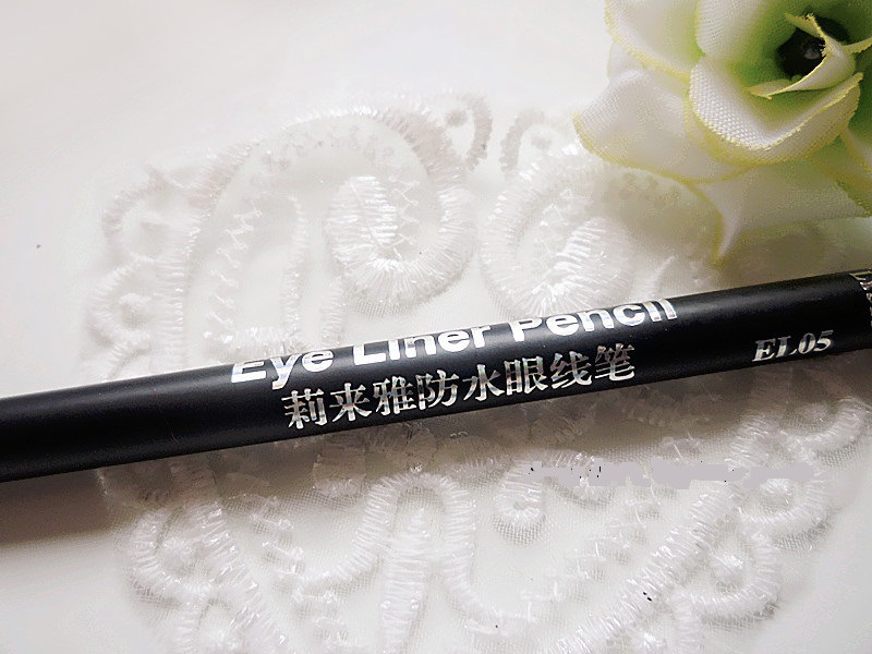 Li Laiya Không thấm nước Bút kẻ mắt Eye Makeup Pen Eye Makeup Pencil Black 1 bút eyeliner