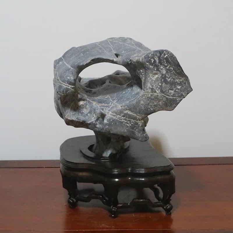 Lingbi Stone Mountain Peak Stone Sightseeing Stone Original Stone Swing Piece Natural Taihu Stone Small Stone Town House Chishi Stone