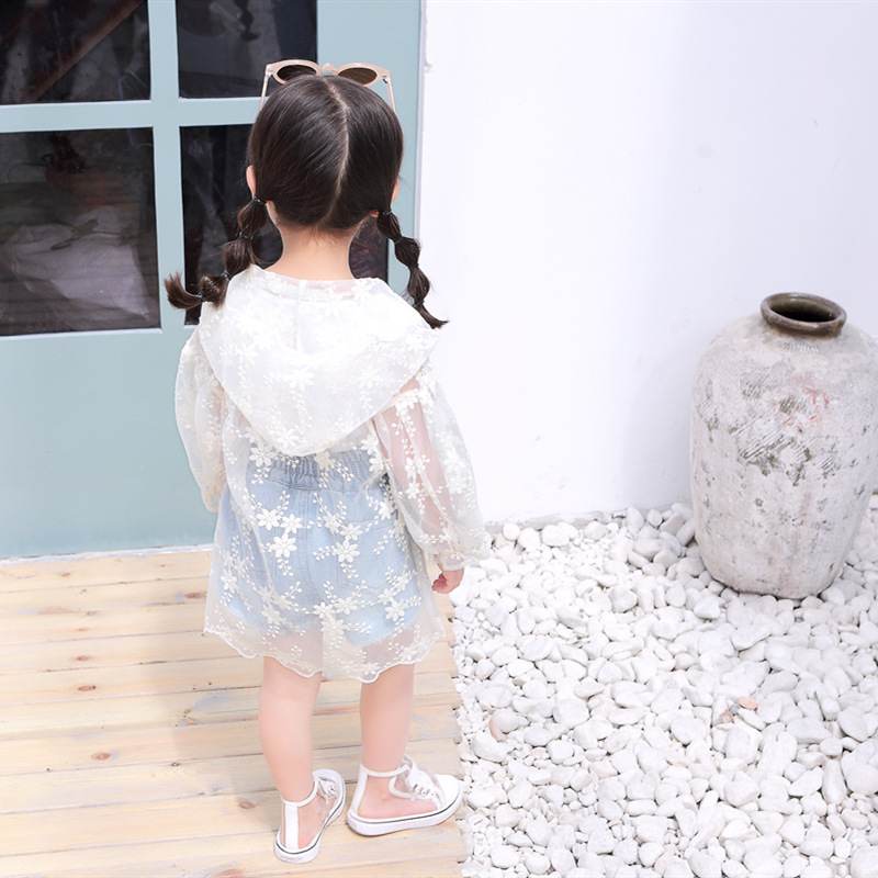 Quần áo chống nắng thoáng khí quần áo bé gái công chúa nước ngoài quần áo da bé chống nắng quần áo bé áo mùa hè mỏng - Quần áo ngoài trời cho trẻ em áo bé trai