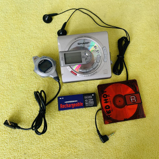 Sharp's classic model md-ms701 is a complete md walkman with good feel and good sound. recording and playback model