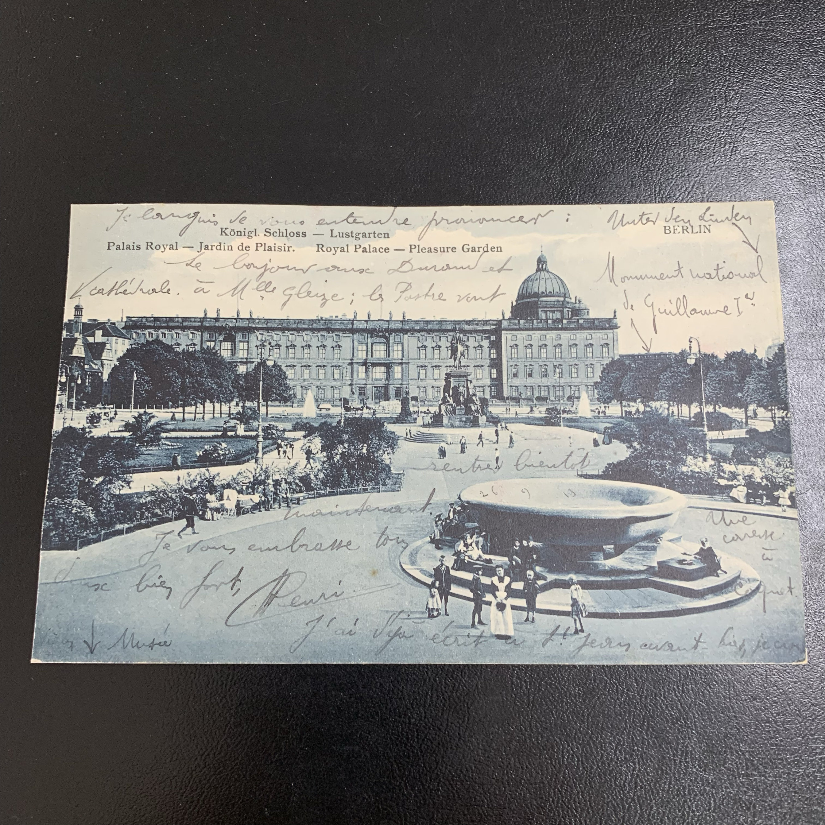 8-296 ドイツの古典的なポストカード、ベルリンをテーマにしたもの、美しい建築物、手紙、家族向けのポストカード