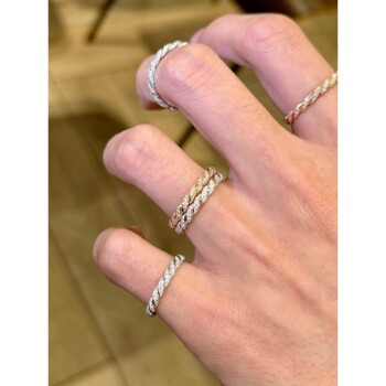 Ultra-fine twist ring for women with light luxury and high-end feel