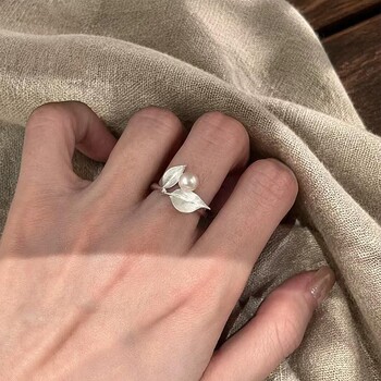 Silver leaf imitation pearl ring for women 2026 new hot style