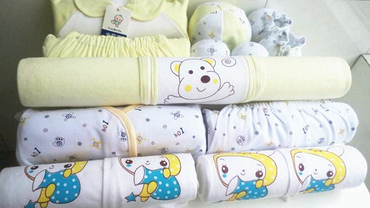 Coffret cadeau pour nouveau-né - Vêtements + Fournitures - Ref 1953309 Image 20