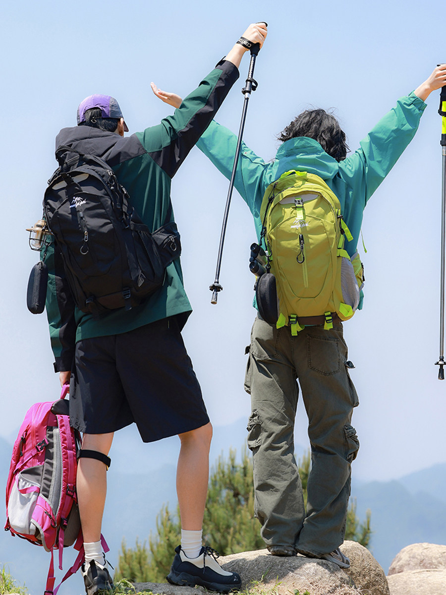 Mountaineering Bag Large Capacity 30L Travel Bag Backpack Women's Outdoor Sports Hiking Lightweight Travel Backpack Men's School Bag