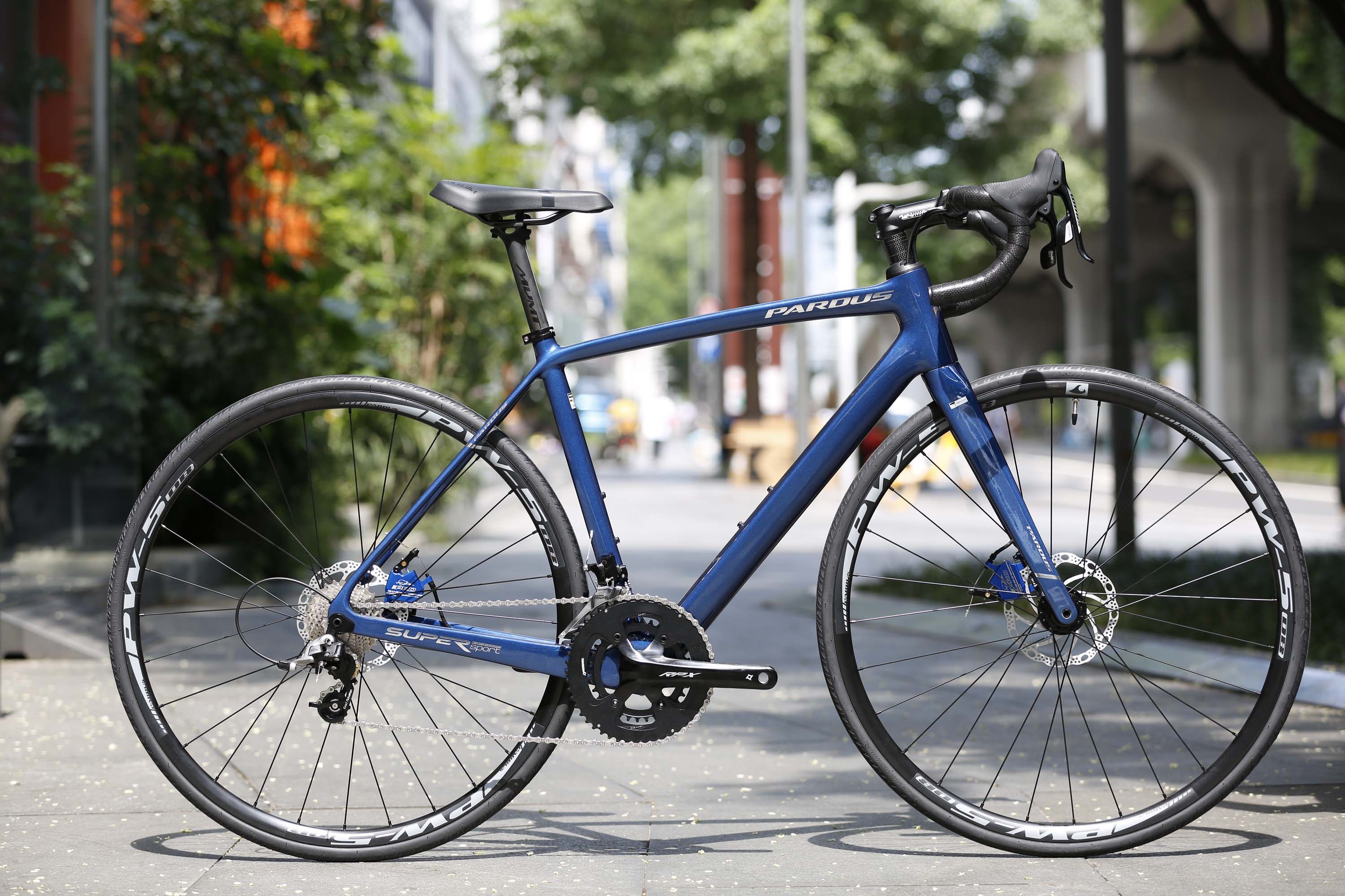 Spot Ruibao super sport carbon fiber ultra-light integrated frame routing road car disc brake 105 kit