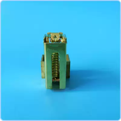 全銅碳刷架25x32 銅支架 32帶彈簧陶瓷頭頂眼16x32刷盒刷握
